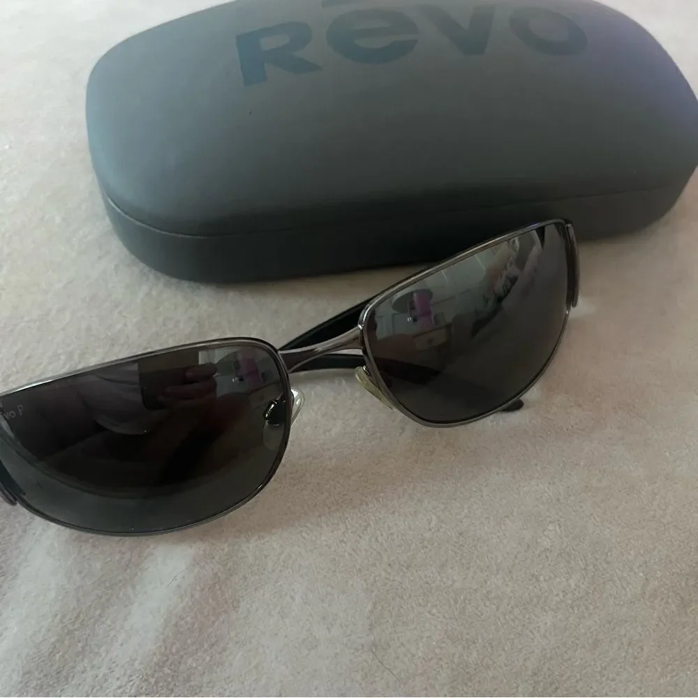 Revo Polarized Sunglasses- 3065 080/J7 64-17 125